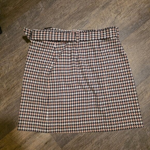 NWT Club Monaco Houndstooth Mini Skirt Sz 14 Pink Black White Belted $158 - Picture 4 of 4